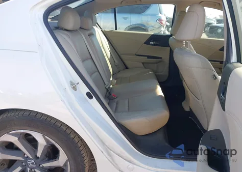 2017 Honda Accord Ex-L z USA, uszkodzony, nr VIN 1HGCR2F91HA165955